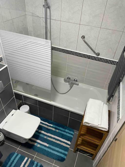 Superbe Appartement Dans Le Centre De Mons - Arivee Autonome Eksteriør bilde
